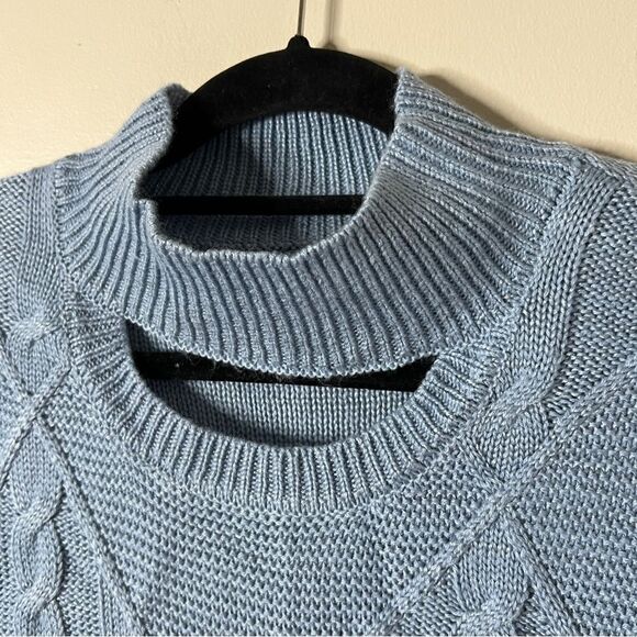 Steve Madden Womens Blue Cable Knit Front Keyhole Balloon Sleeves Sweater Medium - Picture 3 of 6